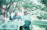 Mine foreldre og besteforeldre i min barndoms hage